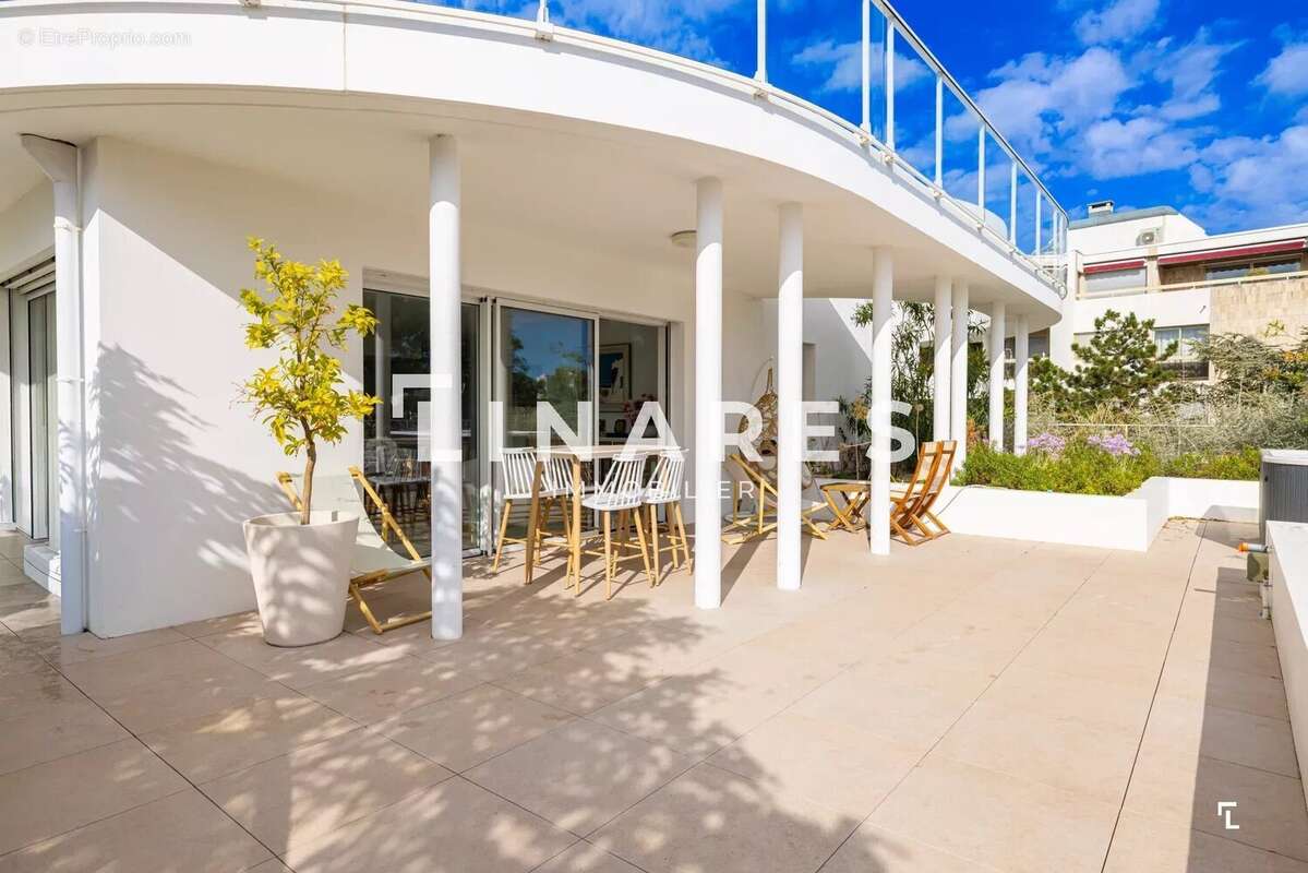 Appartement à MARSEILLE-8E