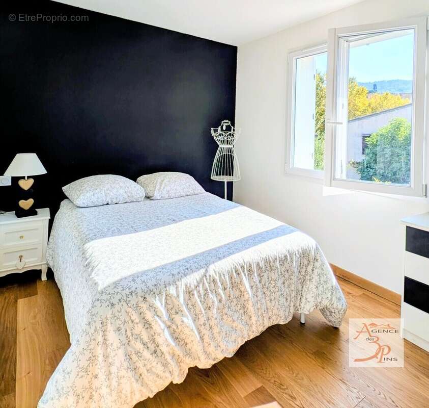 Maison à COLLOBRIERES