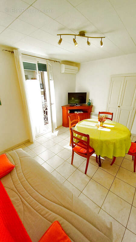 Appartement à LAMALOU-LES-BAINS