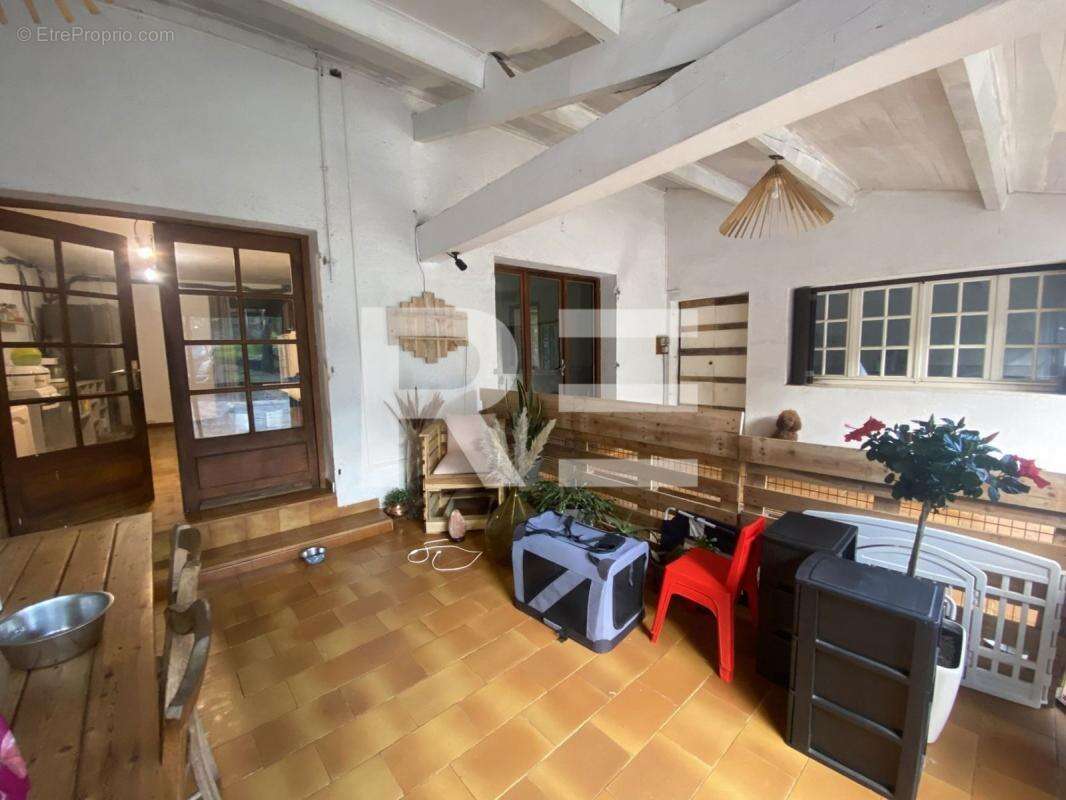 Maison à LAVAL-PRADEL