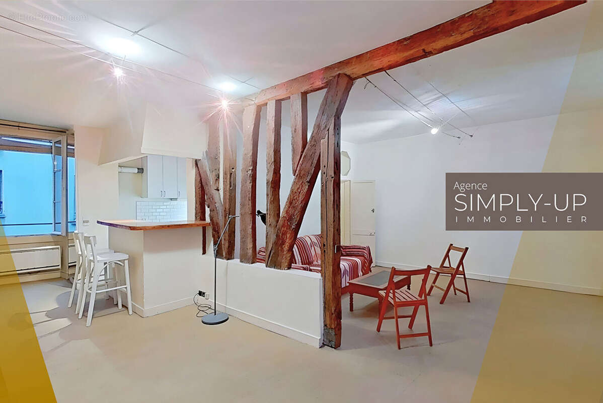 Appartement à PARIS-4E