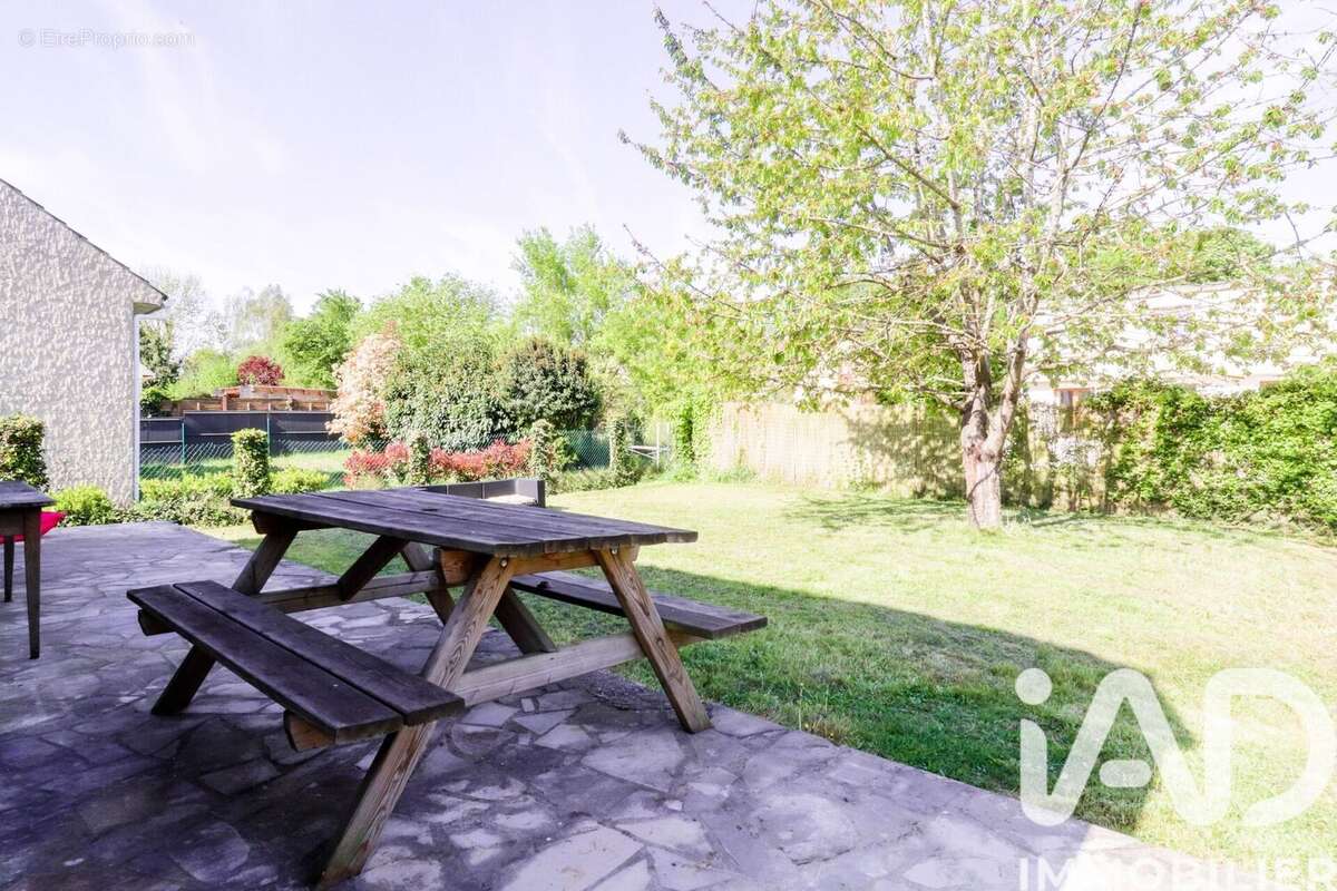 Maison 101 m² à Saulx-Les-Chartreux  - photo 4