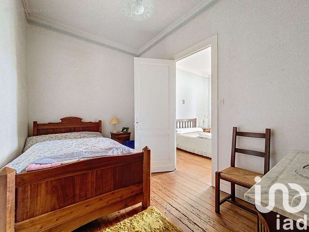 Photo 9 - Maison à SAINT-PIERRE-D'AURILLAC