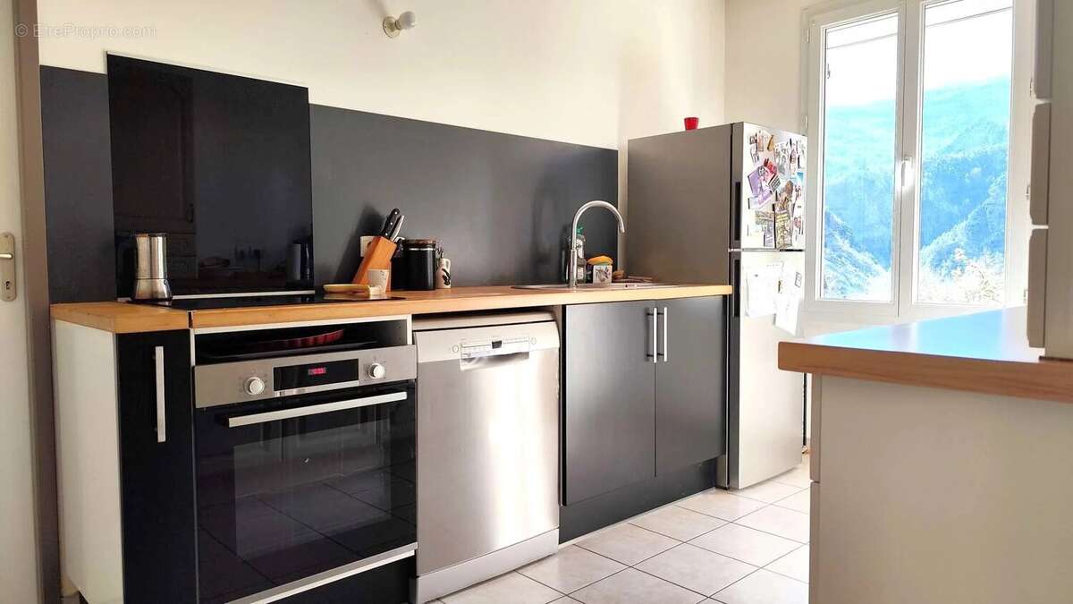 Maison plain-pied 97 m² - Terrain 2107 m² - photo 6