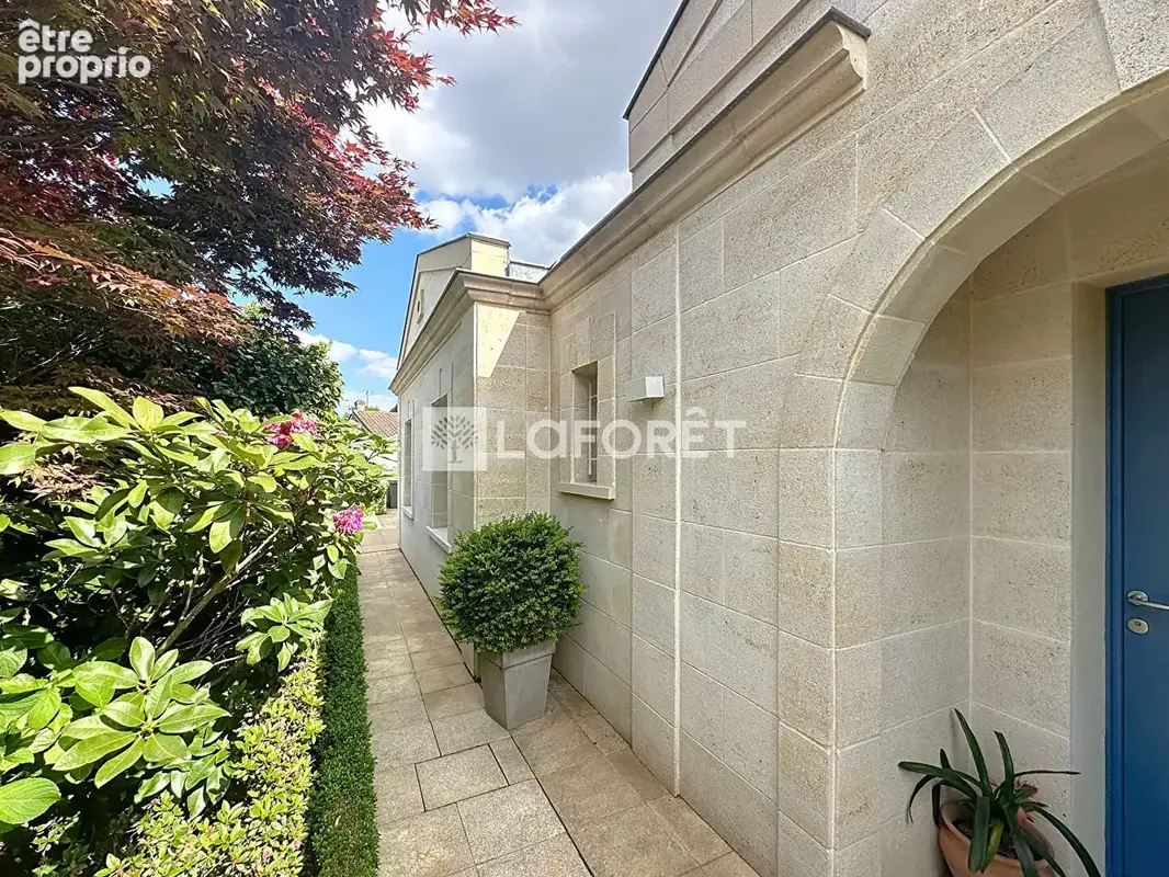 Maison Merignac 6 pièce(s) 145 m2 - photo 2