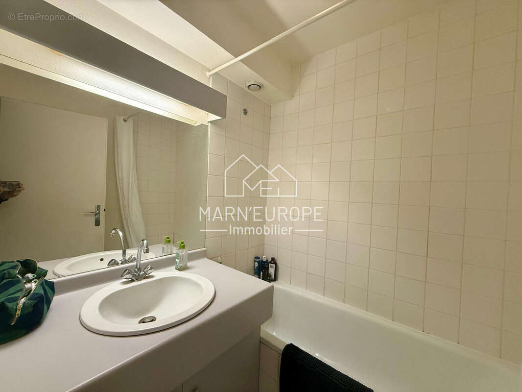 Appartement à SERRIS