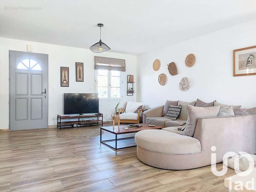 Photo 2 - Maison à ESNANDES