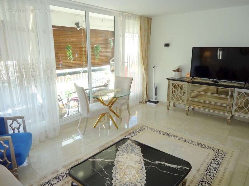 Appartement à SARCELLES