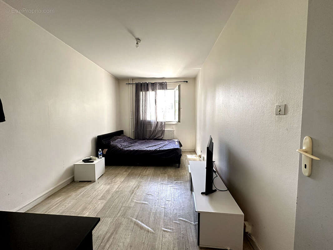 Appartement à VAULX-EN-VELIN
