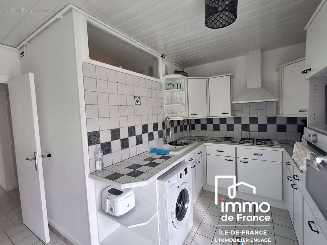 Appartement à ROSNY-SUR-SEINE