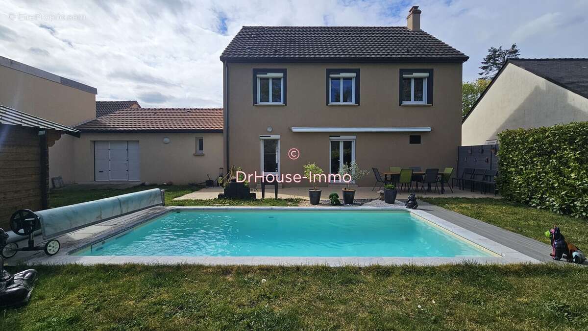 Maison 161 m² à Change  - photo 5