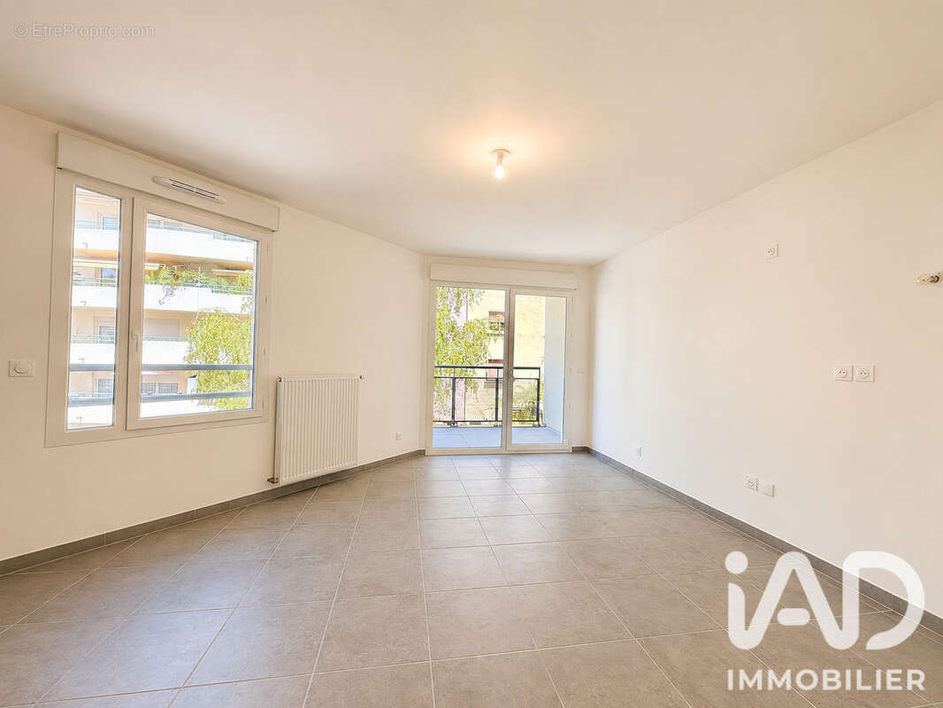 Appartement 62 m² à Annemasse  - photo 2