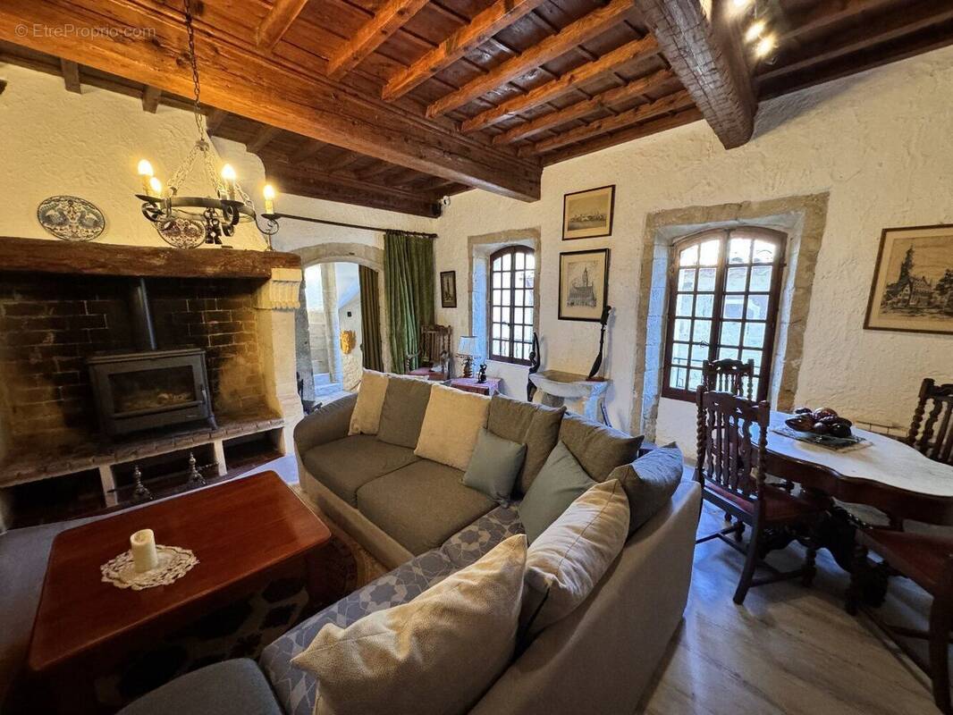 Photo 1 - Maison à CASTELNAU-DE-GUERS