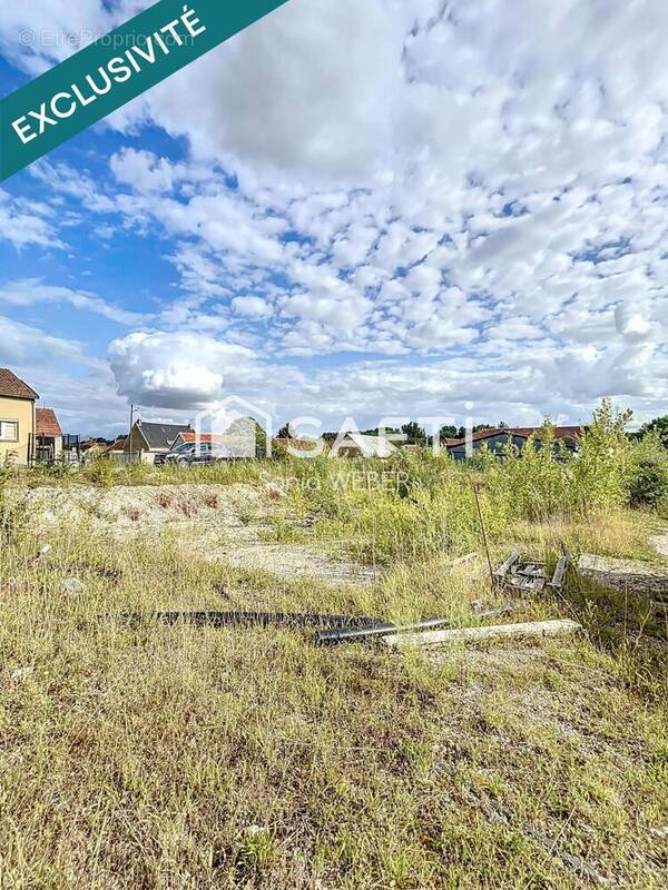 Photo 1 - Terrain à VRAUX