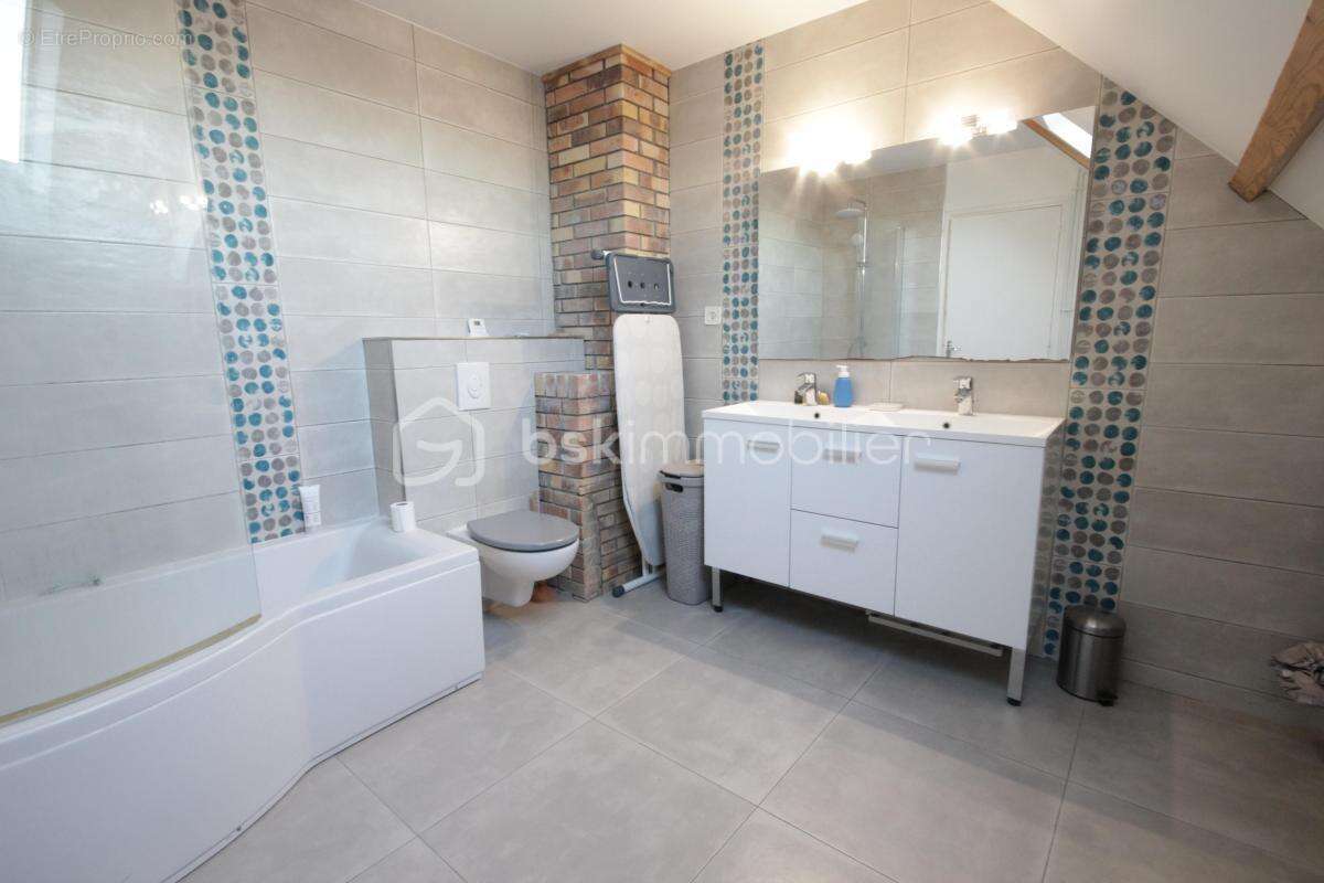 Maison à LE PLESSIS-PATE