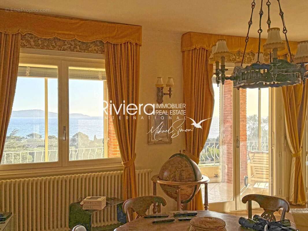 Maison à CAVALAIRE-SUR-MER