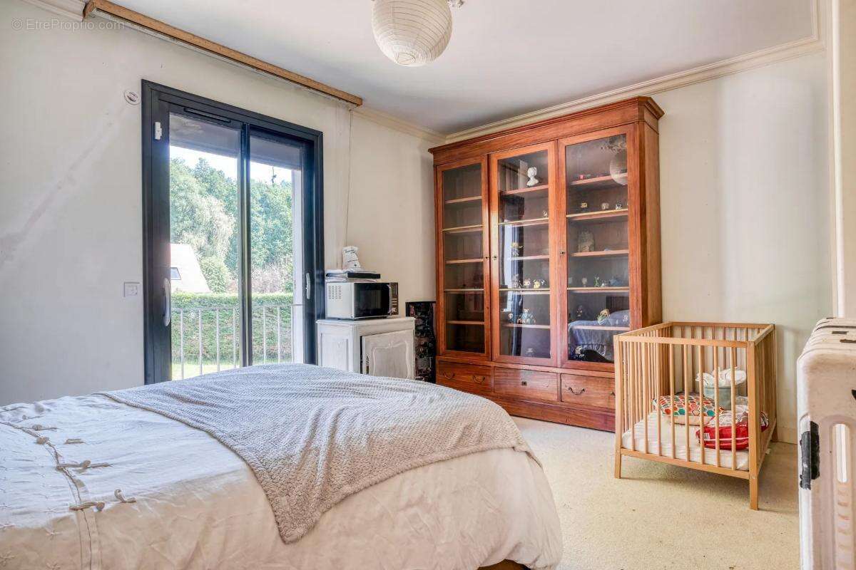 Maison à LIVRY-SUR-SEINE