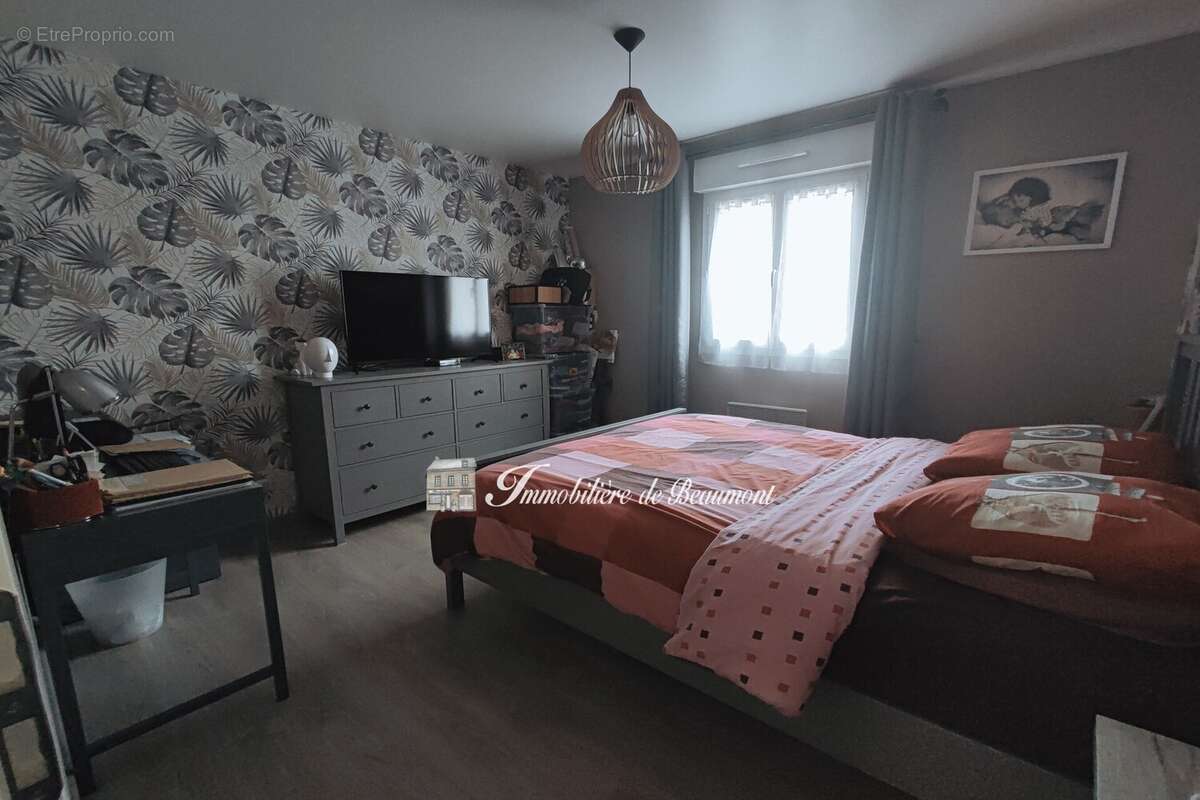 Maison à BEAUMONT-LE-ROGER