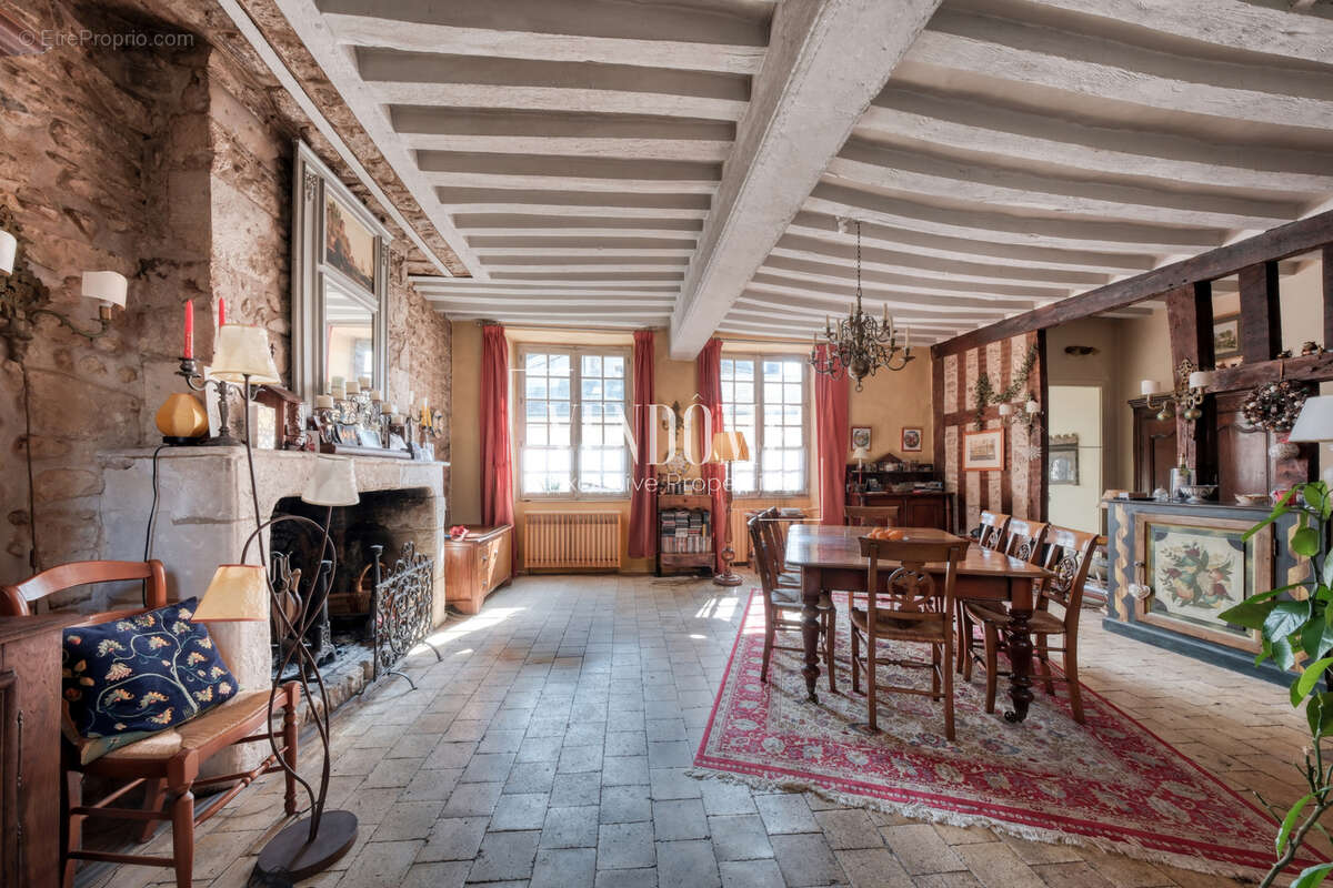 Maison à AUTHON-DU-PERCHE