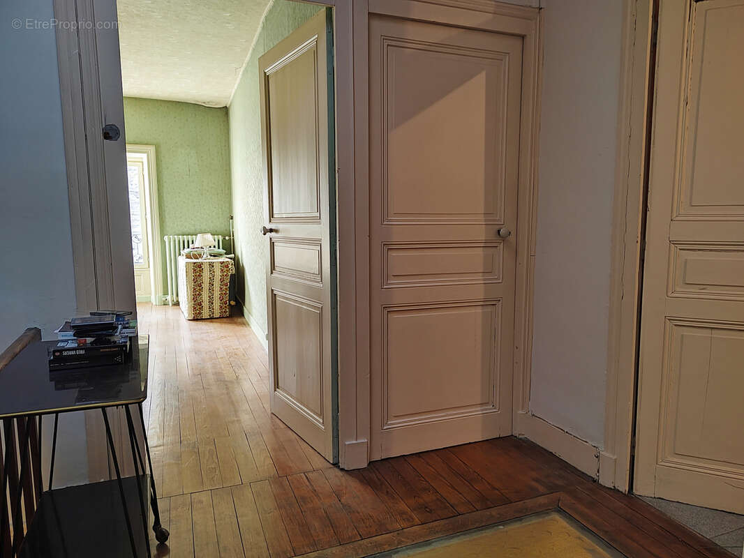 Maison à LAGNIEU