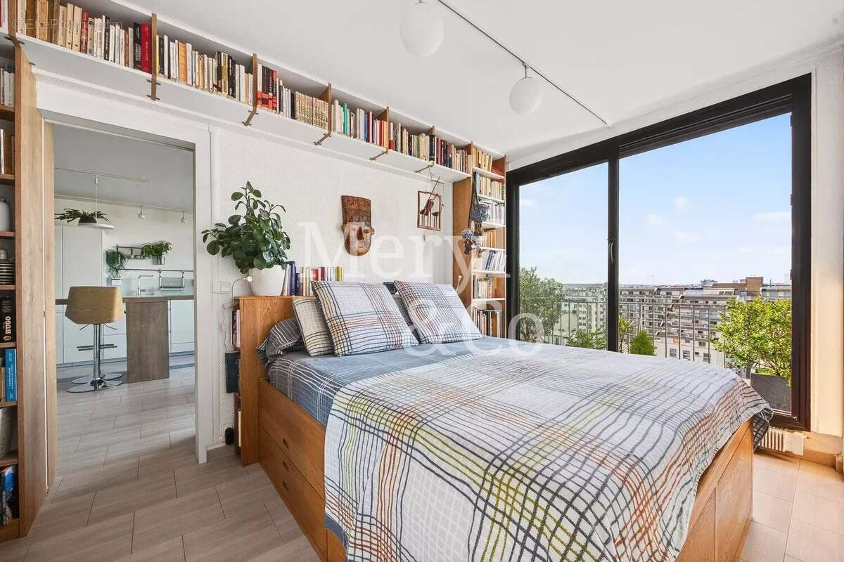 Appartement à PARIS-14E