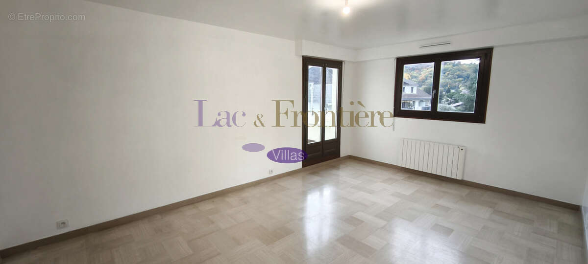 Appartement à DOUVAINE