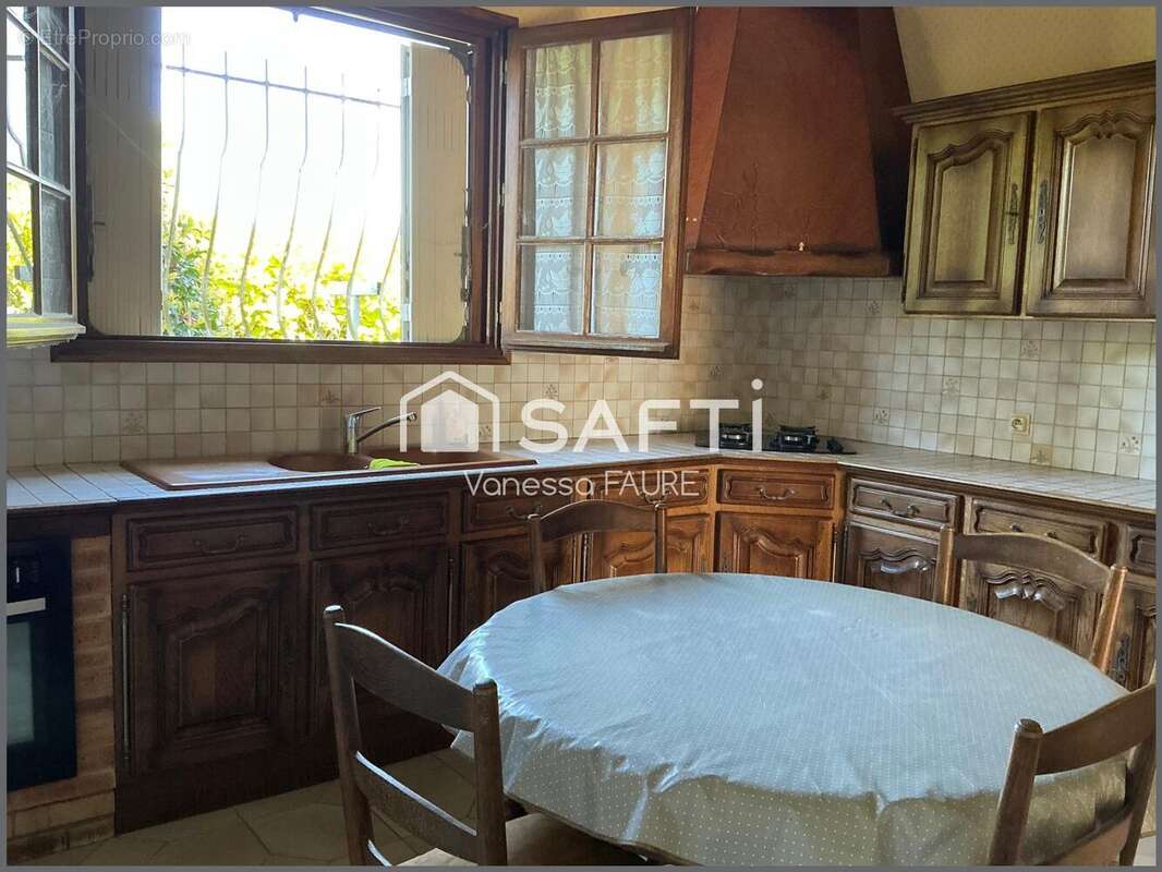 Photo 5 - Maison à FARGUES-SAINT-HILAIRE