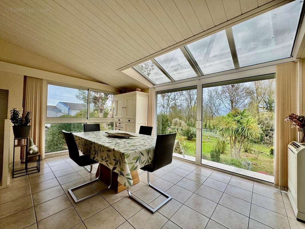 Photo 3 - Maison à LE PERRIER