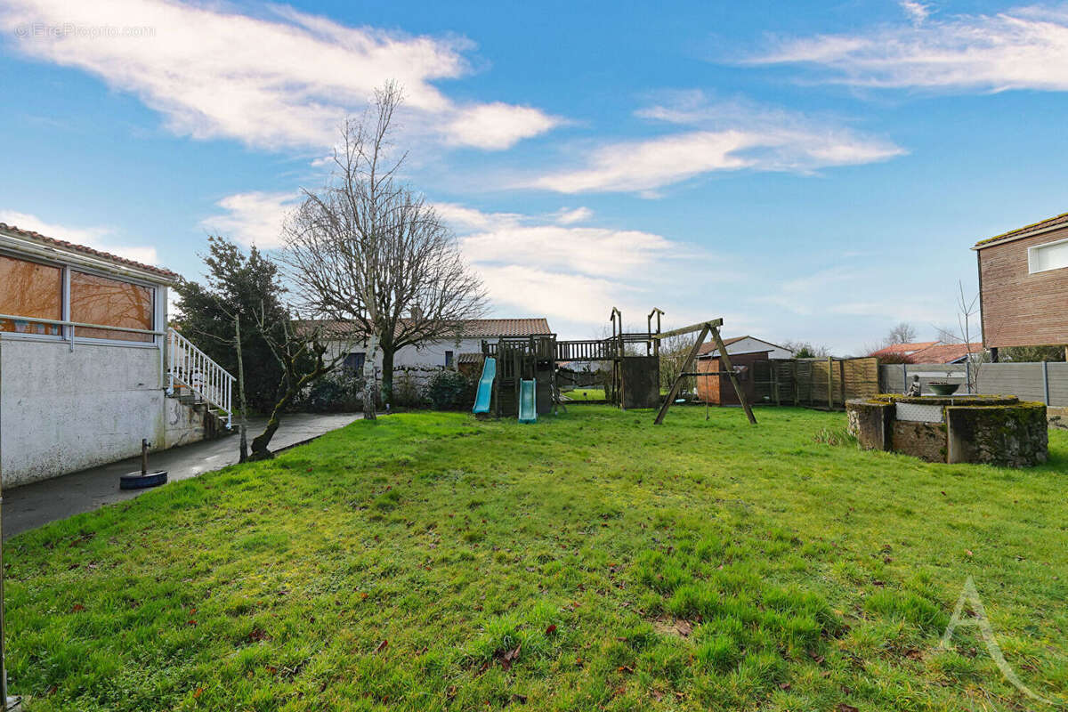 Maison à LES LUCS-SUR-BOULOGNE