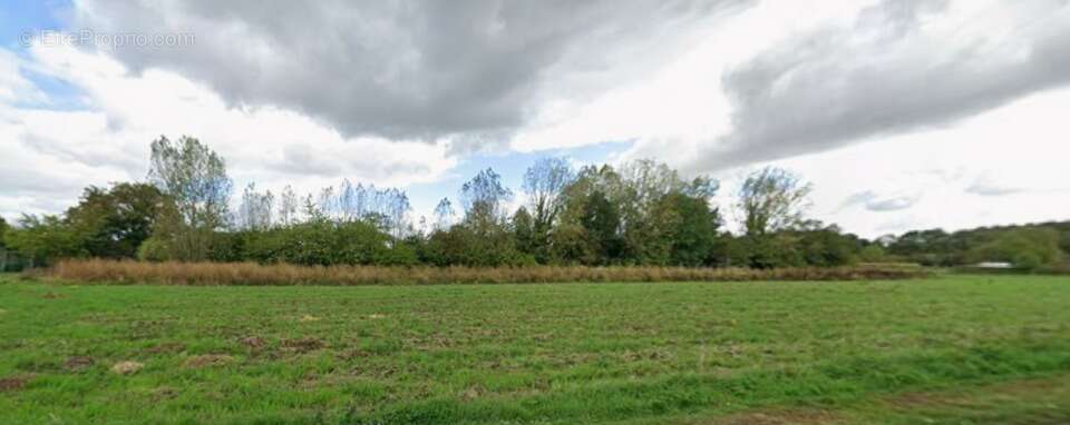Terrain 453 m² à Camphin-En-Carembault  - photo 2