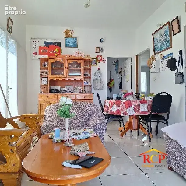 Maison 4 pièces 60 m² à vendre à Saint-Pierre (97410) - photo 2