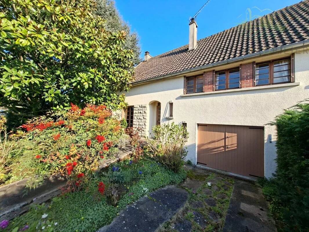 Maison à LIZY-SUR-OURCQ