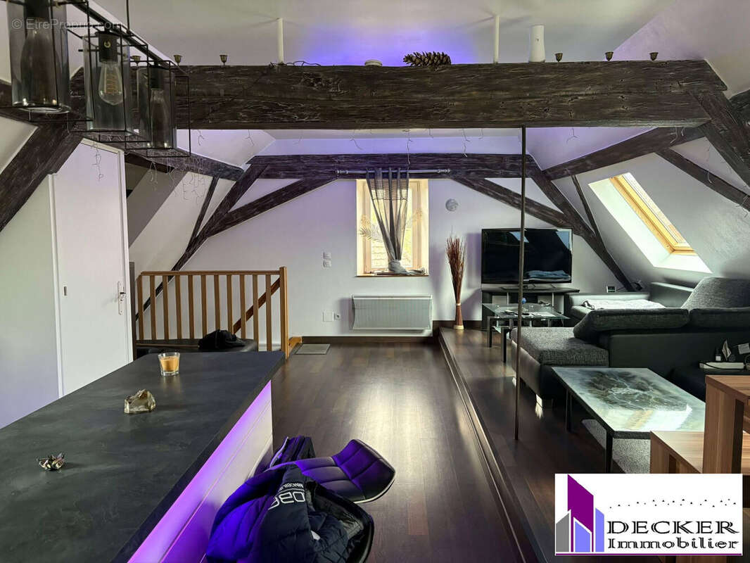 Appartement à NIEDERMODERN