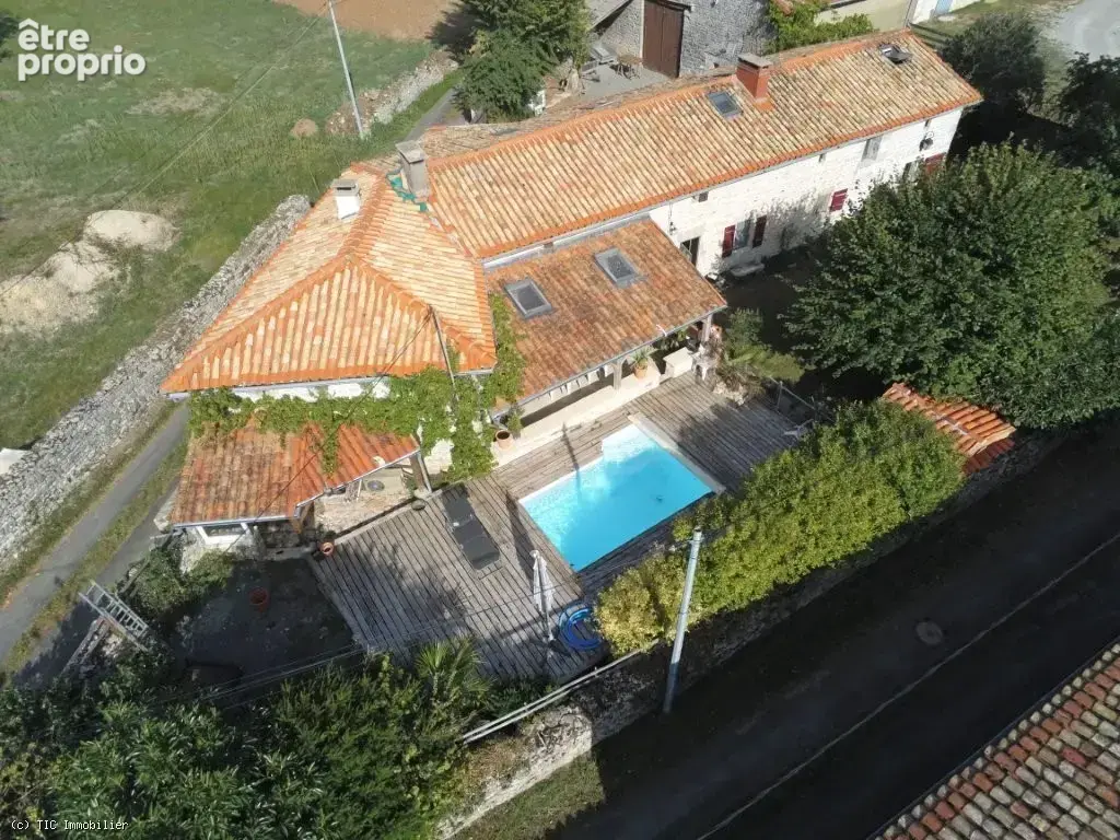 Maison à SAUZE-VAUSSAIS