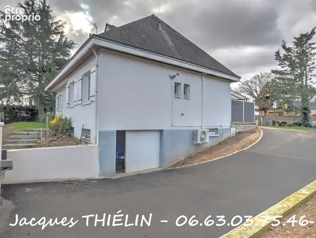 Maison familiale en hyper centre-ville de Longué - photo 15