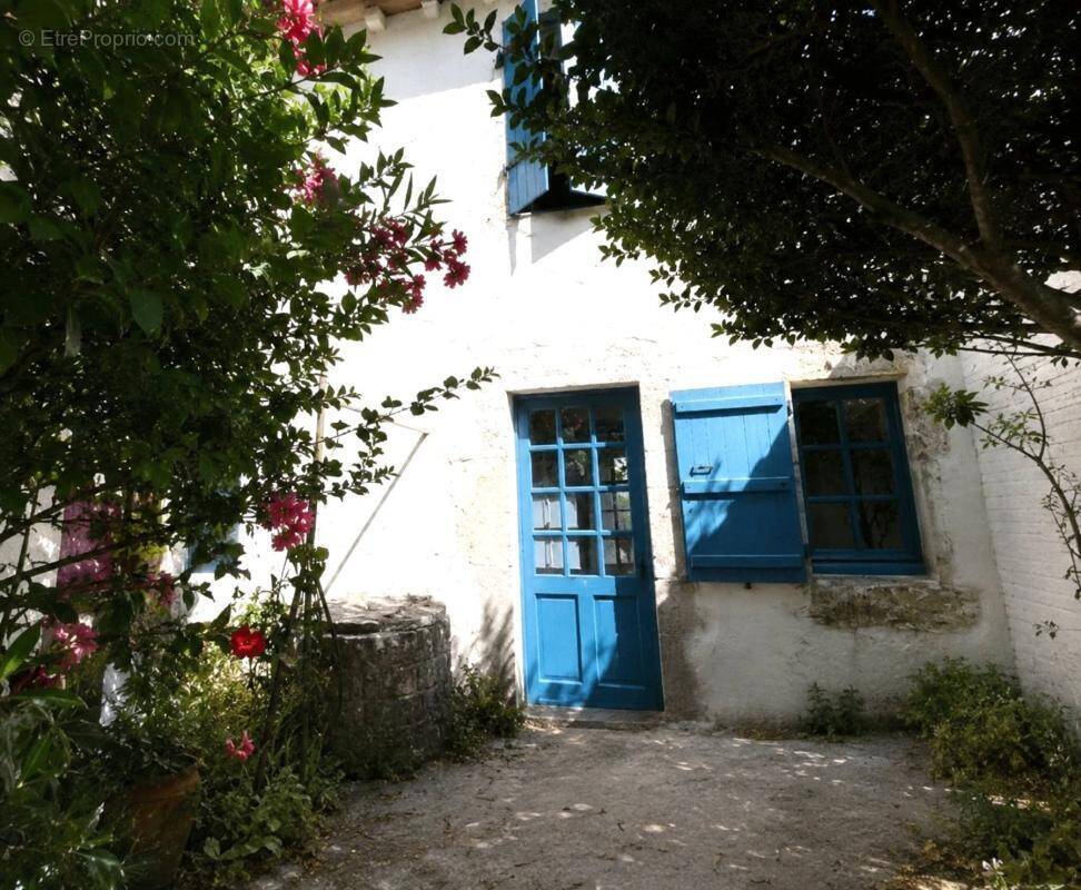 Maison à TALMONT-SUR-GIRONDE
