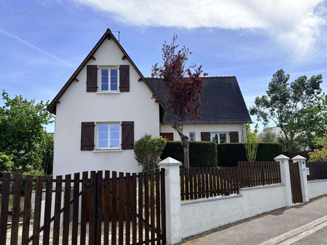 Maison à JOUE-LES-TOURS