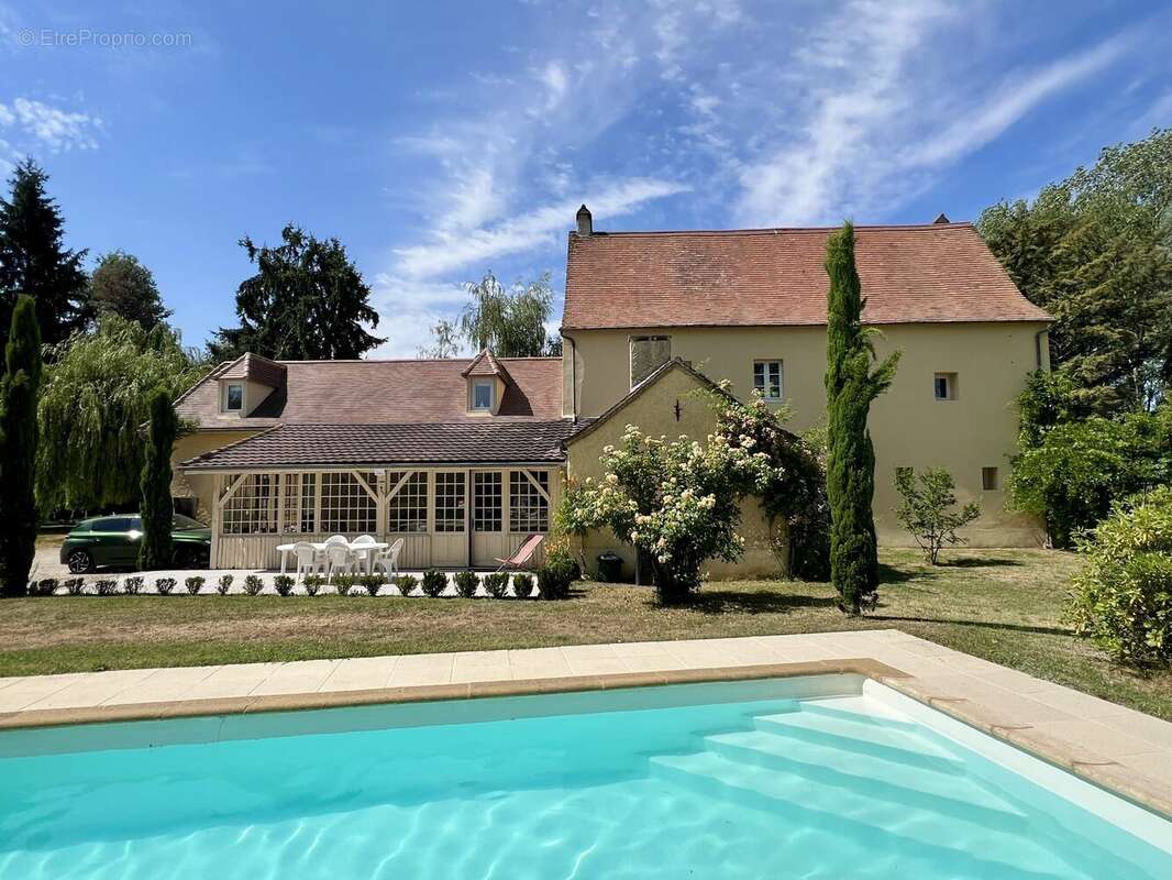 Maison 286 m² à Bergerac  - photo 3