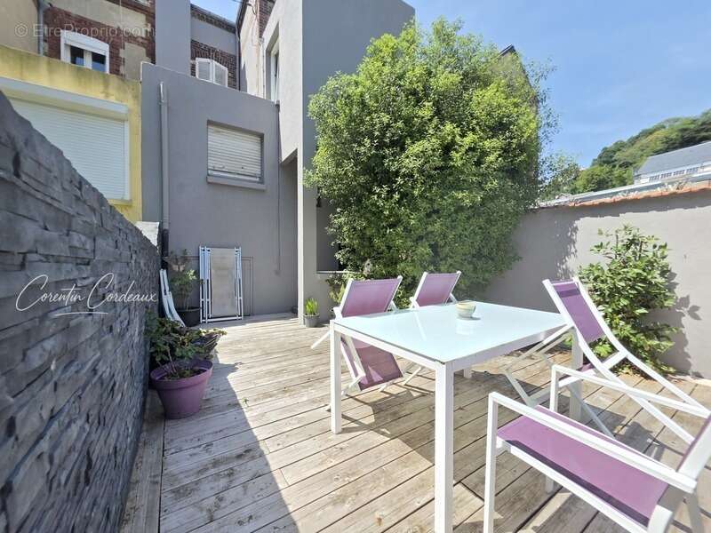 Quartier Montmorency Maison de ville avec terrasse, charme de l’ancien - photo 20