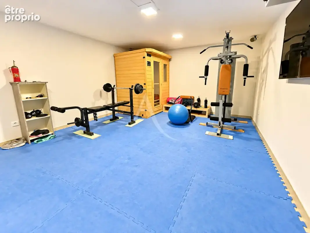 Villa Villeveyrac T7 de 265m² avec piscine - photo 8