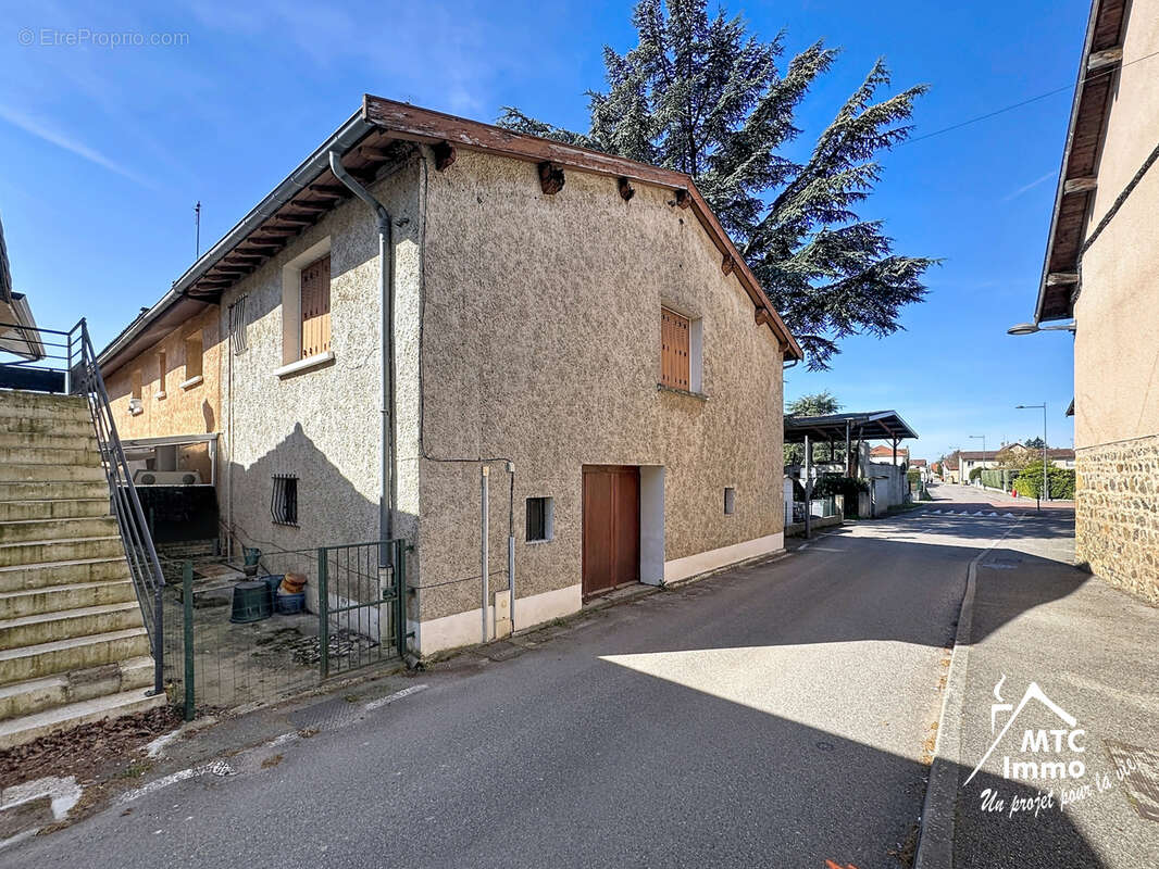 Maison à CHAMAGNIEU