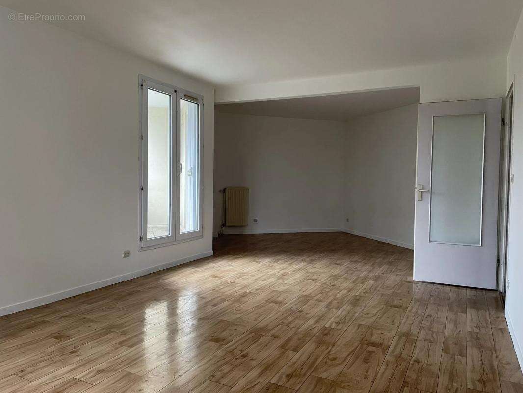 Appartement à EVRY