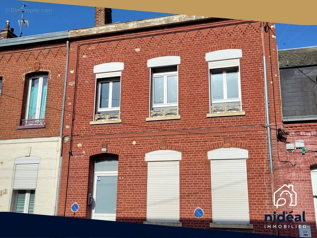façade rue - Maison à CAUDRY