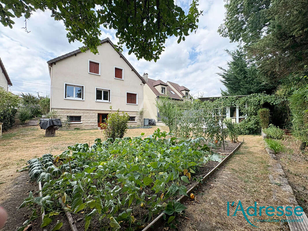 Maison de caractère 170 m²+ sous sol total - photo 16