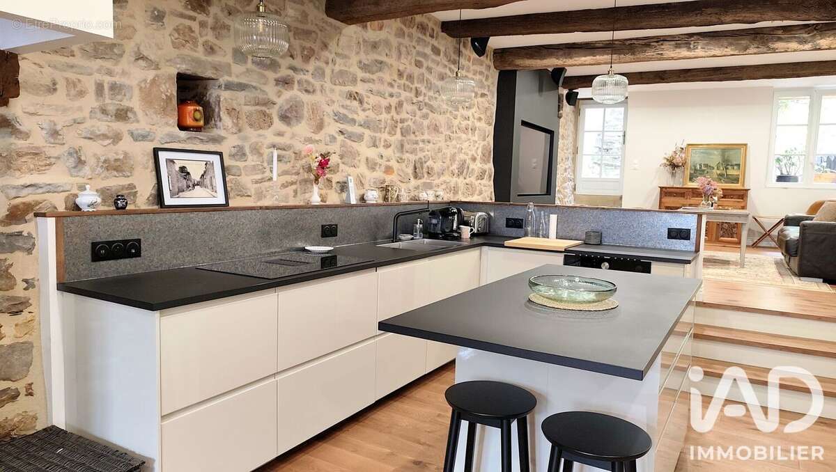 Maison 127 m² à Saint-Aubin-Du-Cormier  - photo 6