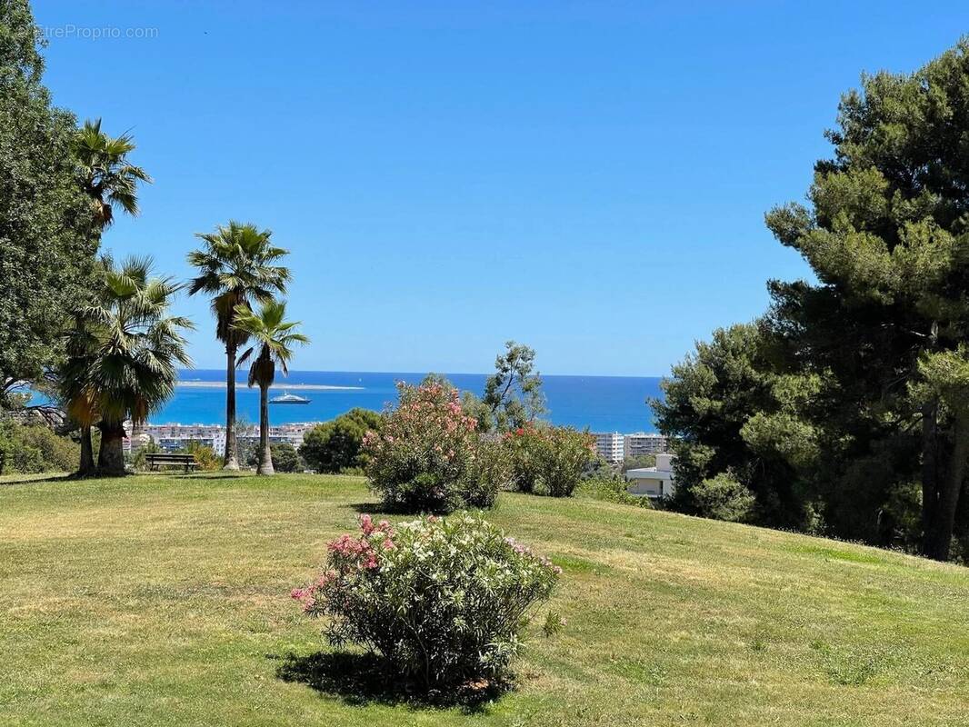 Appartement à CAGNES-SUR-MER