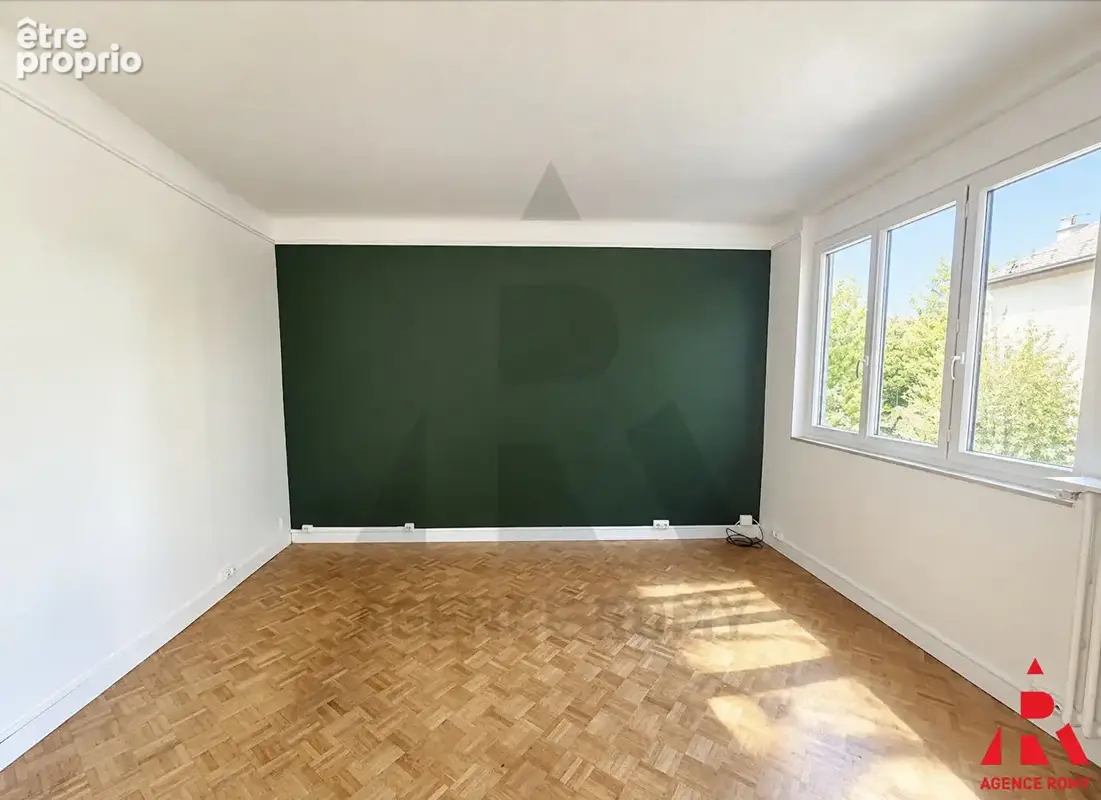 3/4 pièces TRAVERSANT avec balcon ET parking - photo 6