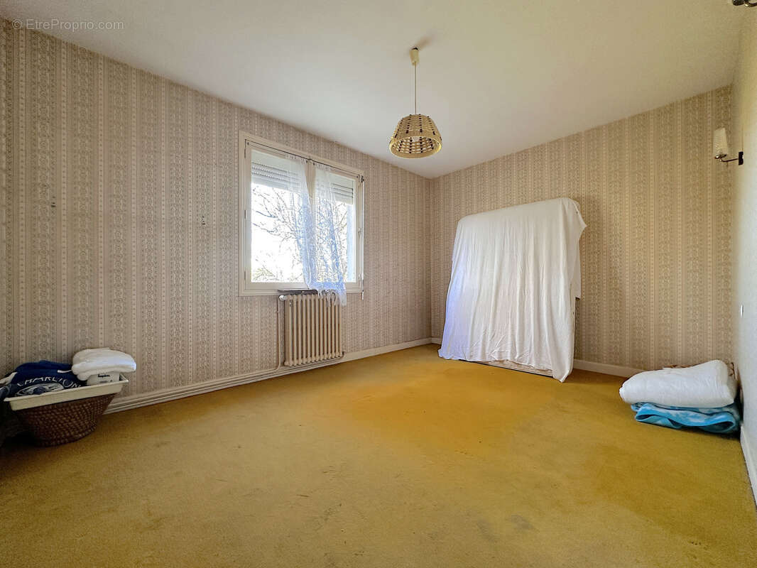 Maison à CHATELLERAULT