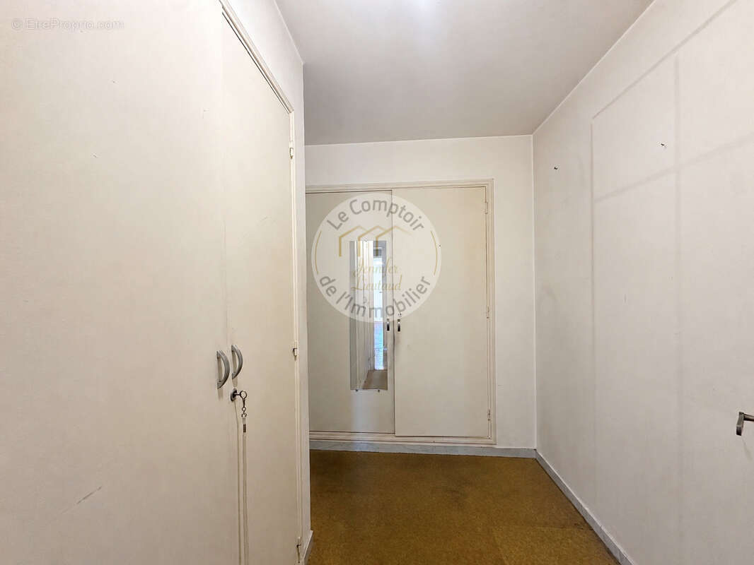 Appartement à MARSEILLE-9E