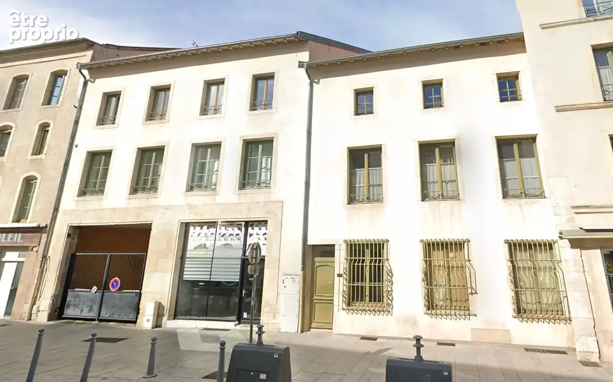 NANCY - Studio  37,40 m² Carrez / 48,60 m² au sol - Vendu meublé - photo 13